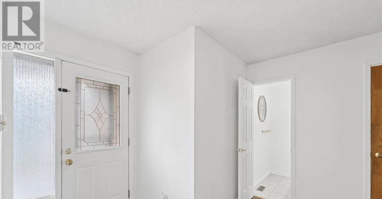 747 Stonepath Circle, Pickering, ON, L1V 3S9 - 4