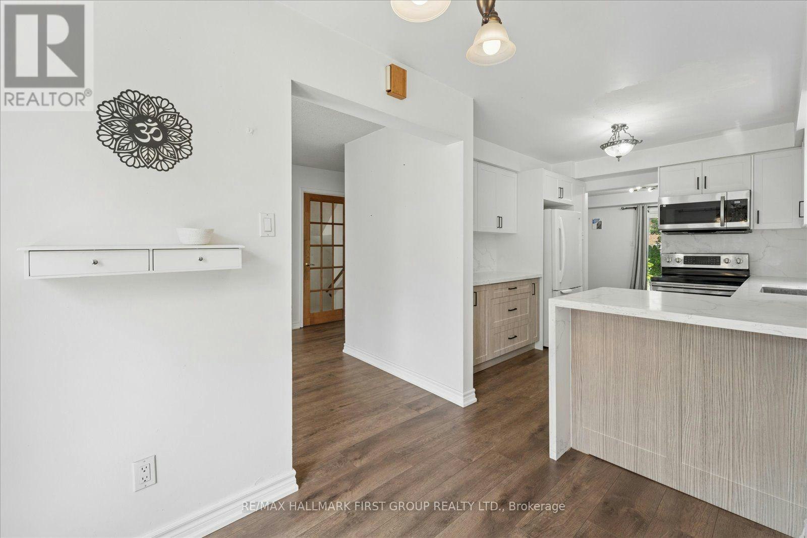747 Stonepath Circle, Pickering, ON, L1V 3S9 - 6