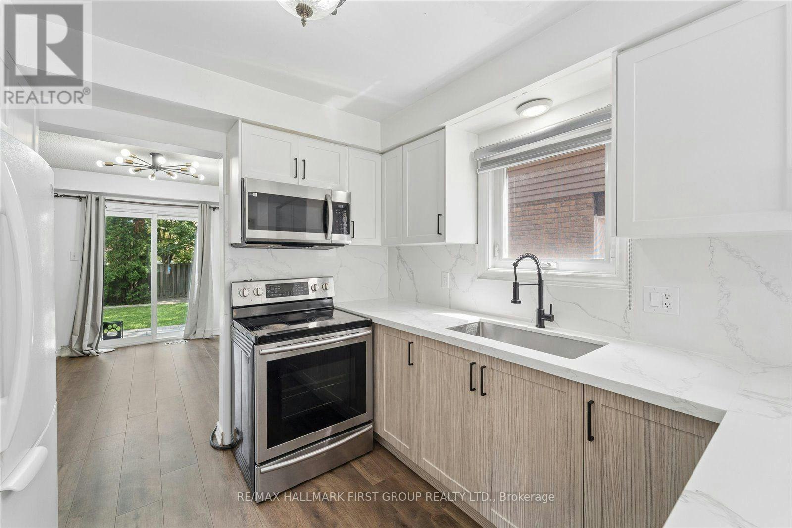 747 Stonepath Circle, Pickering, ON, L1V 3S9 - 8