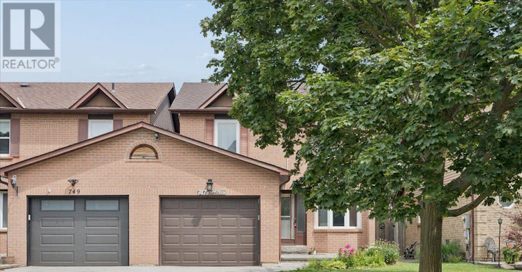 747 Stonepath Circle, Pickering, ON, L1V 3S9