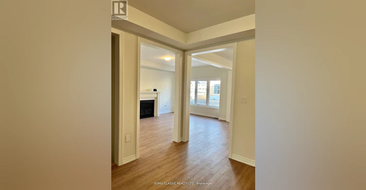 19 Connell Drive, Georgina, ON, L4P 3E9 - 16