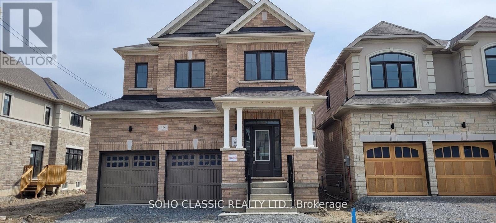 19 Connell Drive, Georgina, ON, L4P 3E9