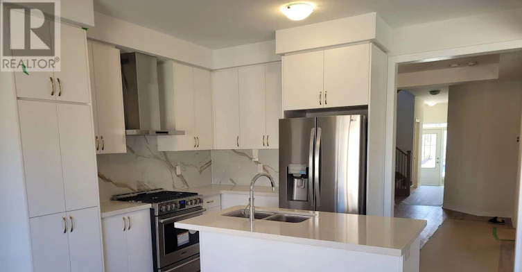 19 Connell Drive, Georgina, ON, L4P 3E9 - 18