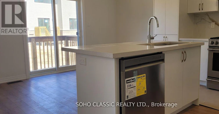 19 Connell Drive, Georgina, ON, L4P 3E9 - 11