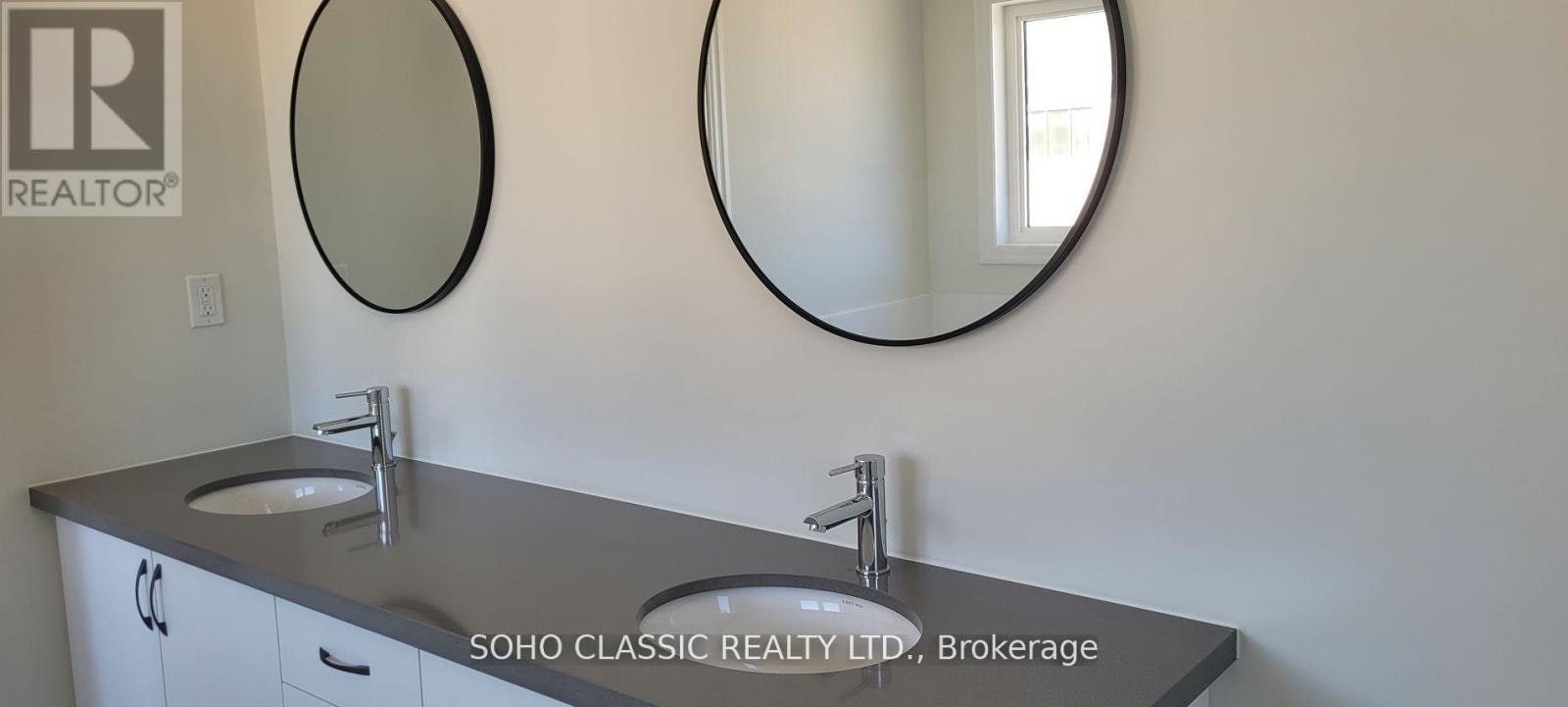 19 Connell Drive, Georgina, ON, L4P 3E9 - 25