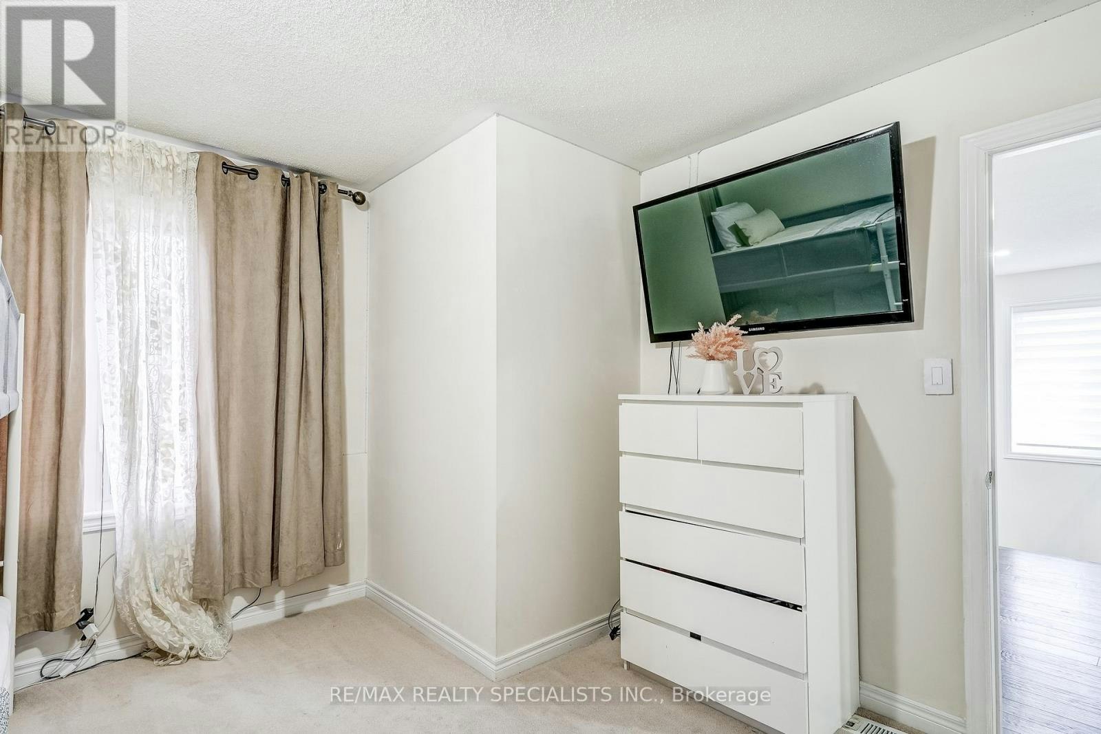 18 Rogers Trail, Bradford West Gwillimbury, ON, L3Z 0G4 - 19