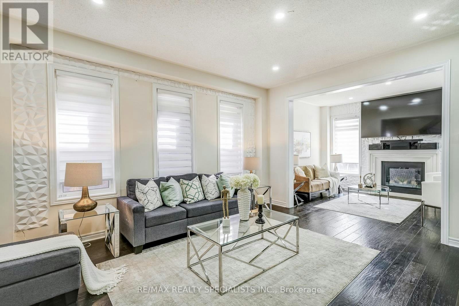 18 Rogers Trail, Bradford West Gwillimbury, ON, L3Z 0G4 - 5