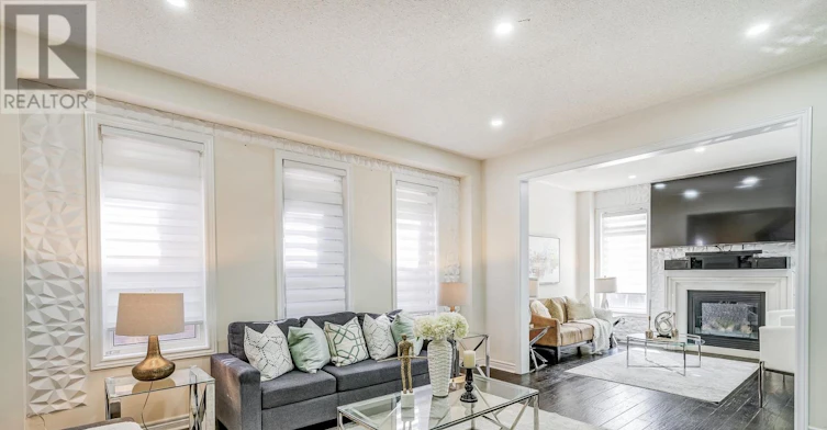 18 Rogers Trail, Bradford West Gwillimbury, ON, L3Z 0G4 - 5