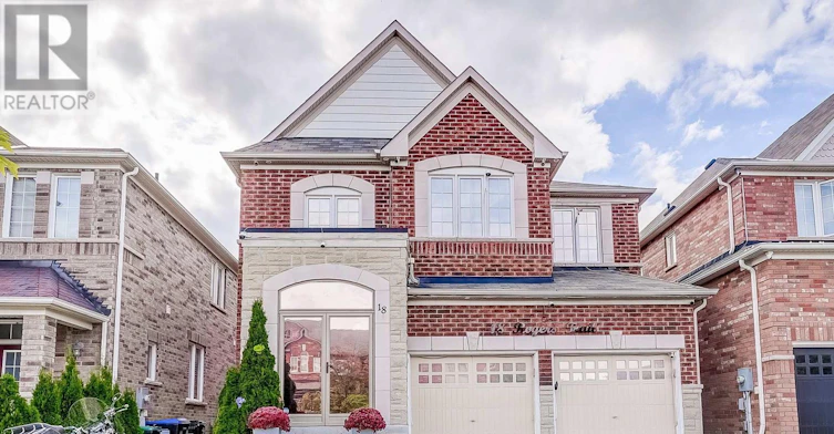 18 Rogers Trail, Bradford West Gwillimbury, ON, L3Z 0G4