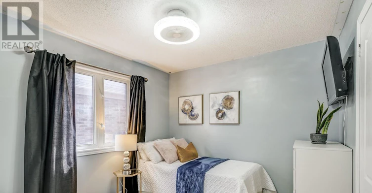 18 Rogers Trail, Bradford West Gwillimbury, ON, L3Z 0G4 - 25