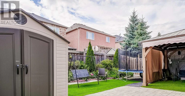 18 Rogers Trail, Bradford West Gwillimbury, ON, L3Z 0G4 - 31