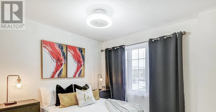 18 Rogers Trail, Bradford West Gwillimbury, ON, L3Z 0G4 - 16