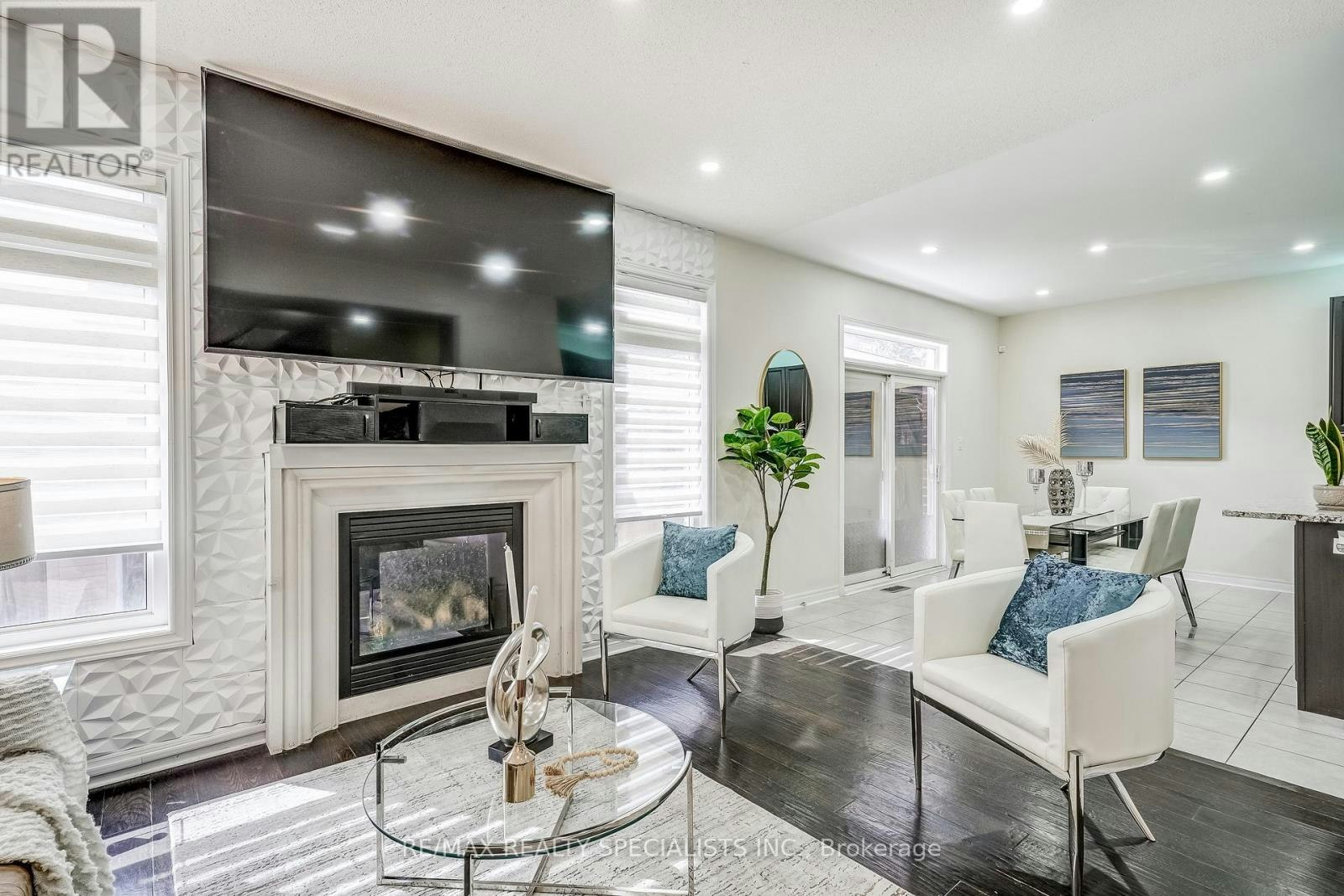 18 Rogers Trail, Bradford West Gwillimbury, ON, L3Z 0G4 - 11