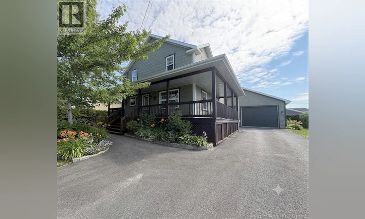 50 Valcourt Rue