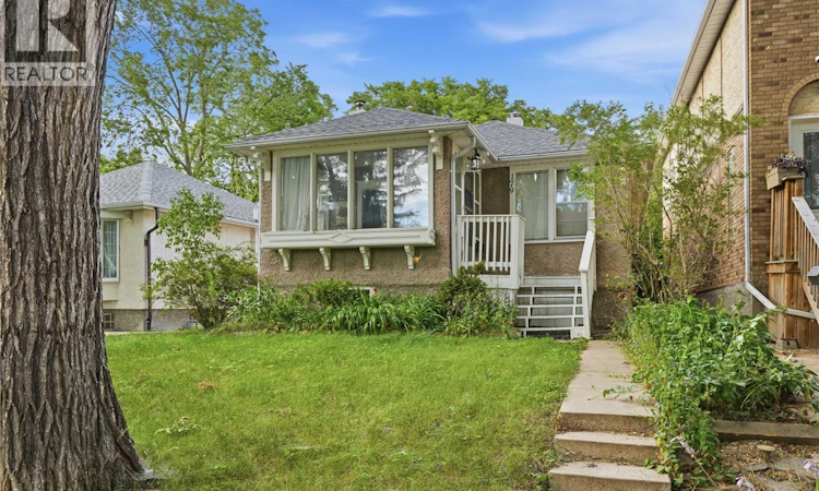 179 Angus Crescent