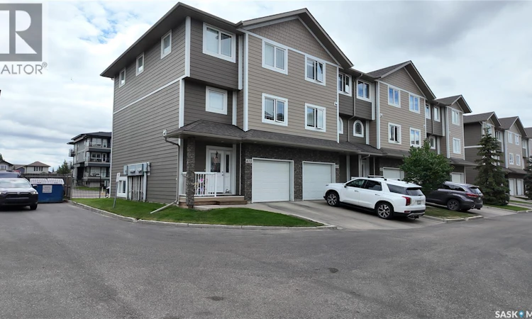 409-212 Willis Crescent