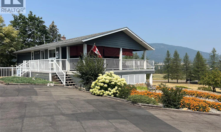 3765 Crestview Road