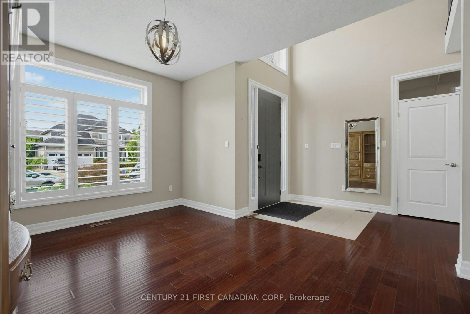 1018 Medway Park Drive, London, ON, N6G 0E4 - 8