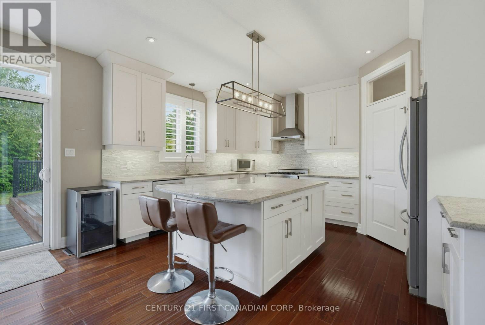 1018 Medway Park Drive, London, ON, N6G 0E4 - 10