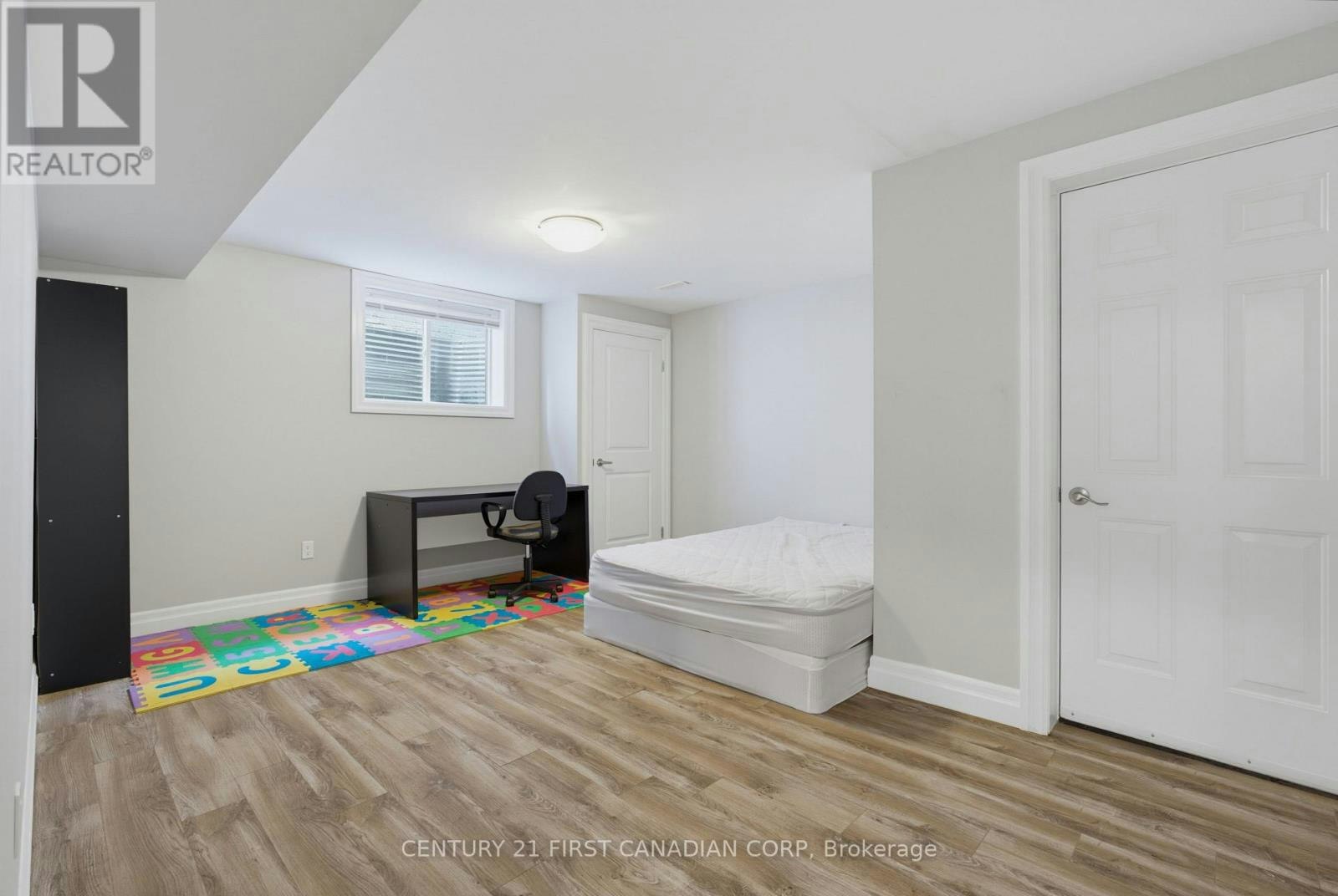 1018 Medway Park Drive, London, ON, N6G 0E4 - 35