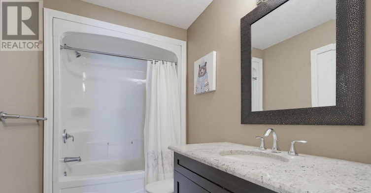 1018 Medway Park Drive, London, ON, N6G 0E4 - 26