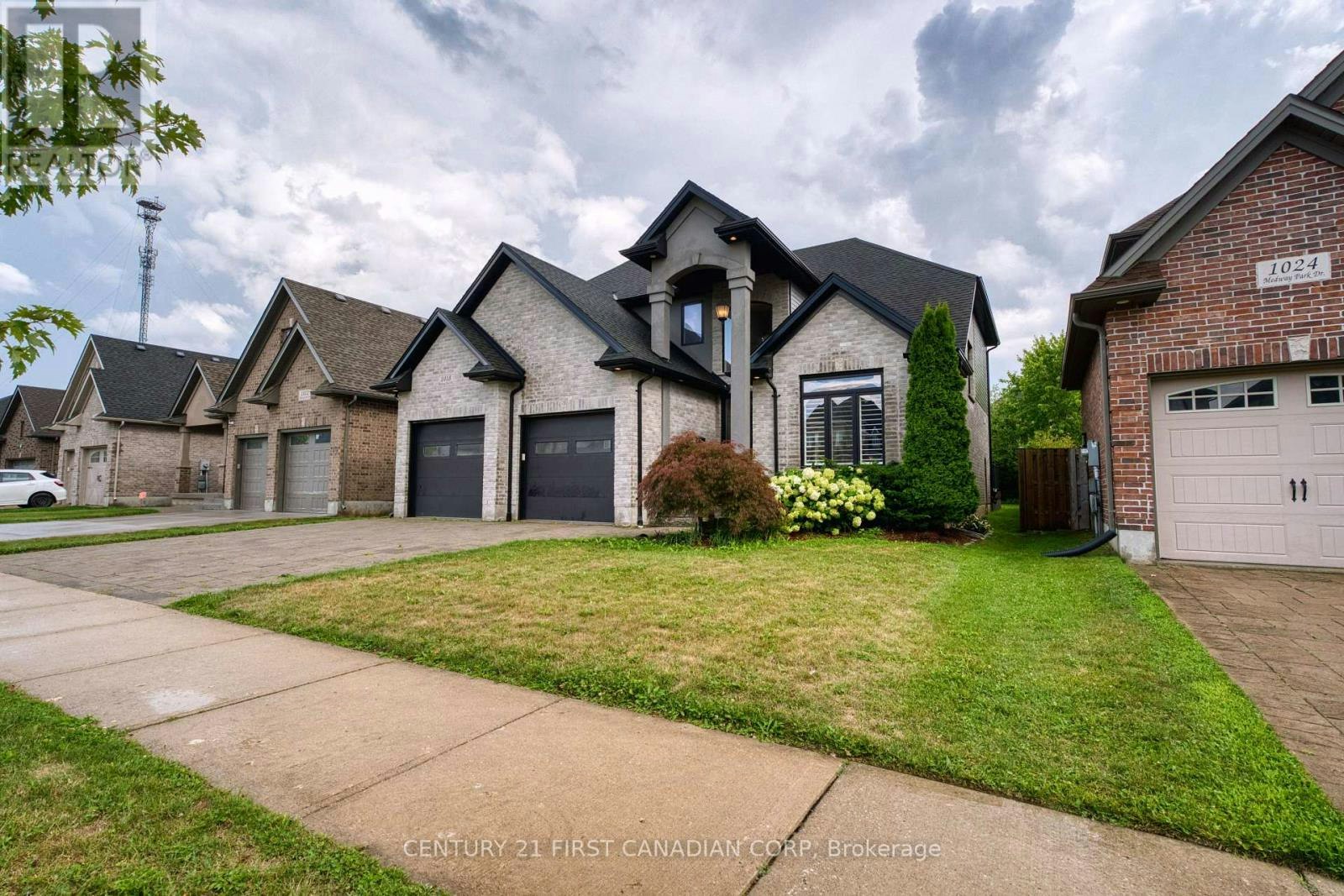1018 Medway Park Drive, London, ON, N6G 0E4 - 2