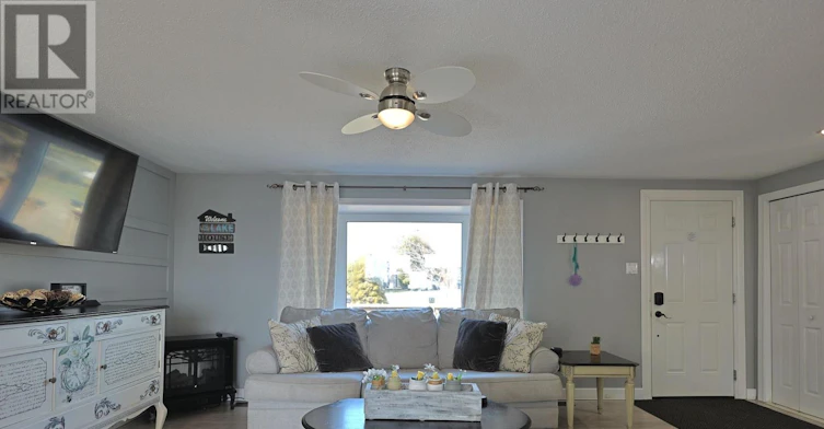 9897 Eric Street, Lambton Shores, ON, N0M 2N0 - 15