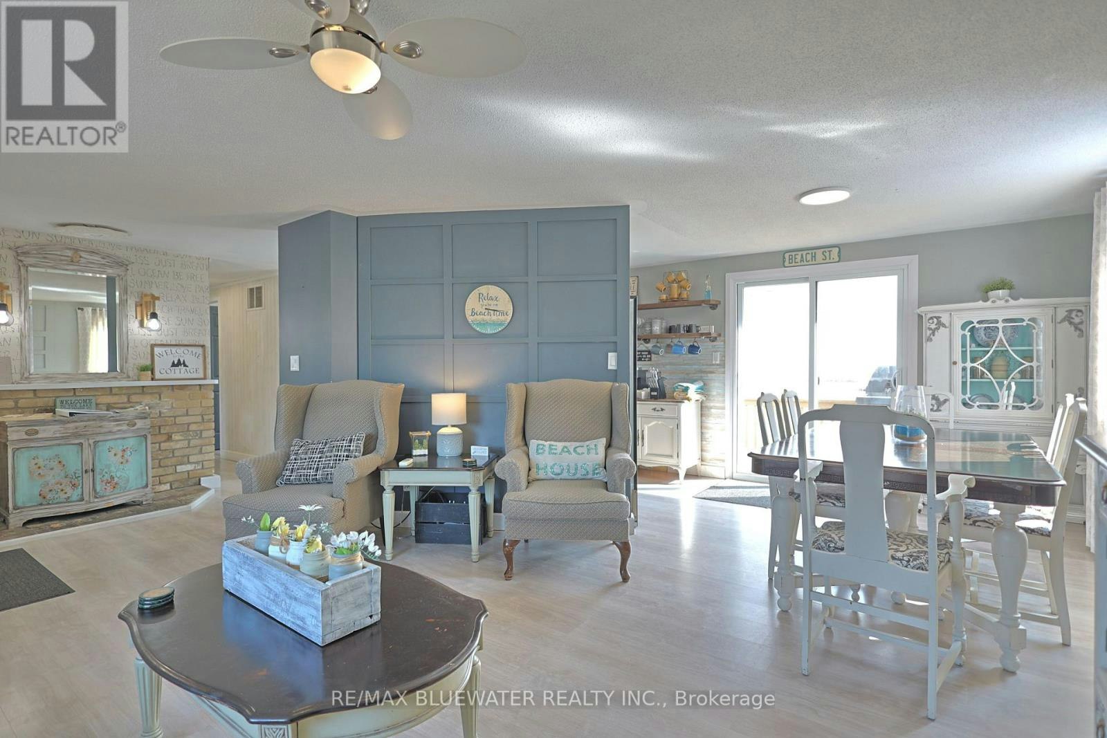 9897 Eric Street, Lambton Shores, ON, N0M 2N0 - 4