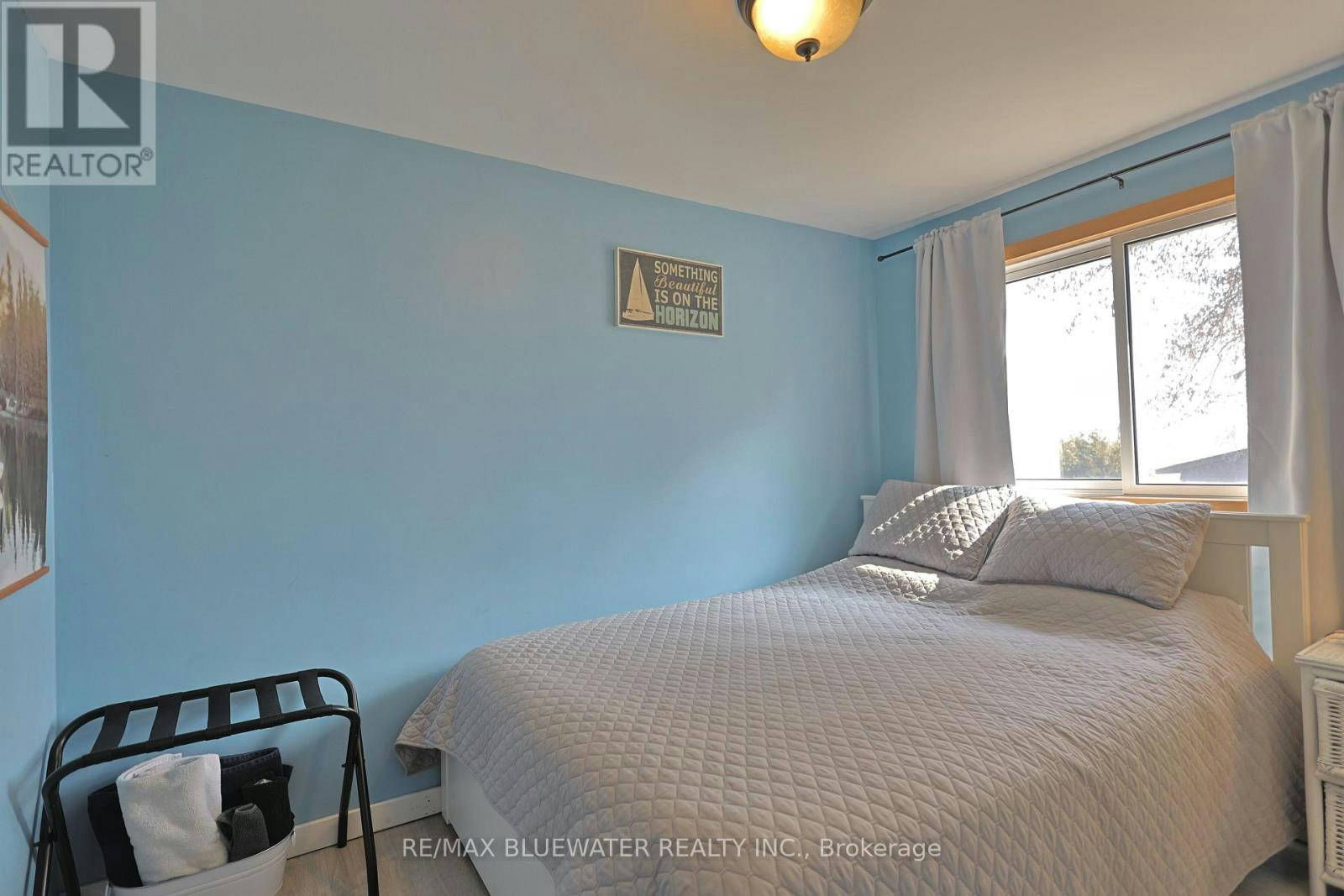 9897 Eric Street, Lambton Shores, ON, N0M 2N0 - 26