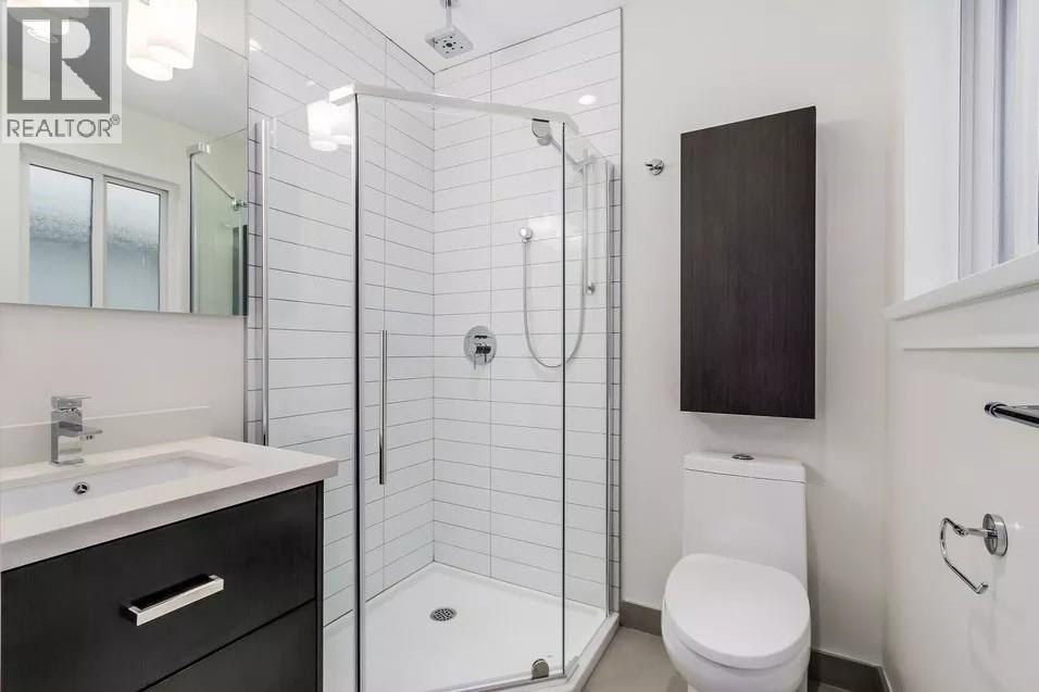 UPPER-2680 Trinity Street, Vancouver, BC, V5K 1E4 - 18