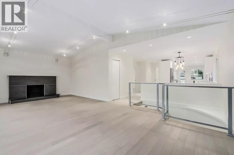 UPPER-2680 Trinity Street, Vancouver, BC, V5K 1E4 - 6