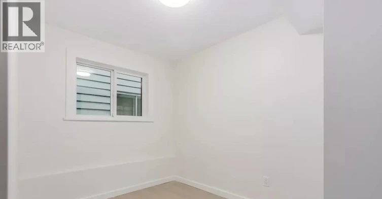 UPPER-2680 Trinity Street, Vancouver, BC, V5K 1E4 - 17