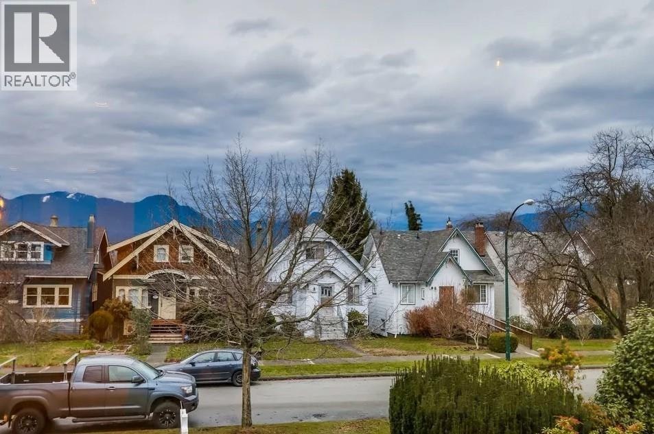UPPER-2680 Trinity Street, Vancouver, BC, V5K 1E4 - 21