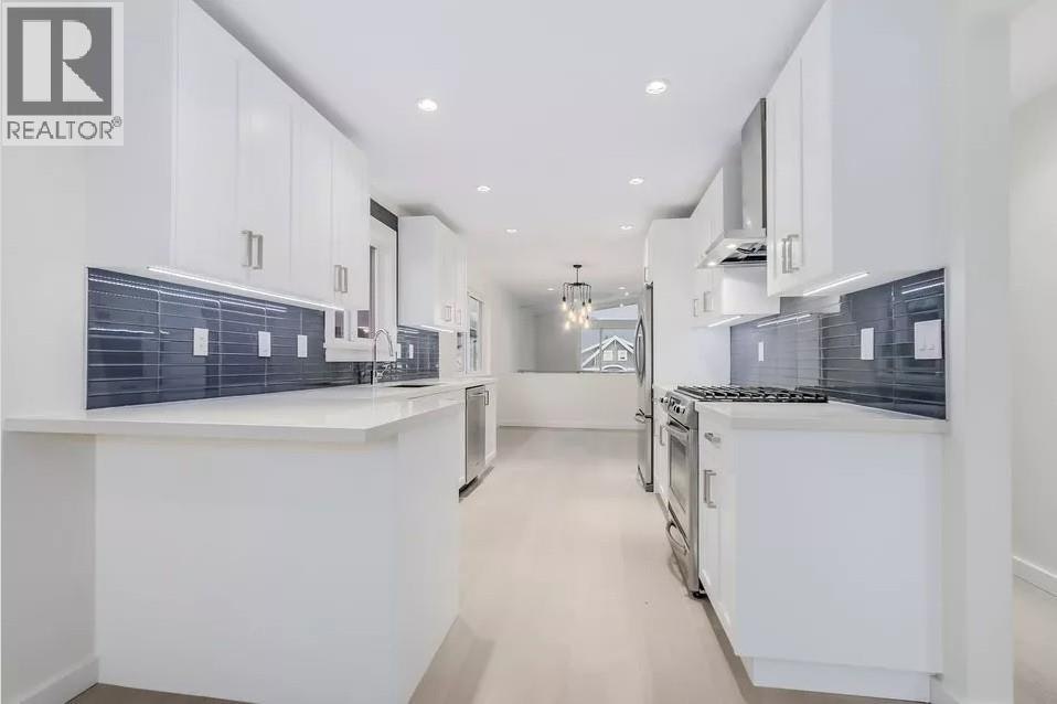 UPPER-2680 Trinity Street, Vancouver, BC, V5K 1E4 - 11