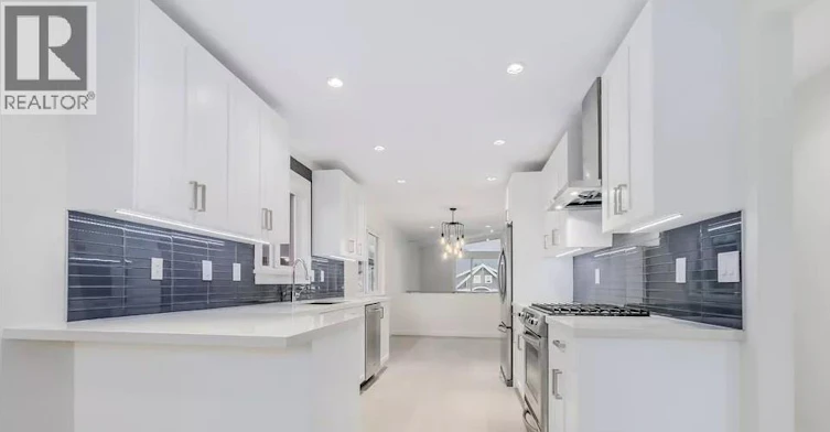 UPPER-2680 Trinity Street, Vancouver, BC, V5K 1E4 - 11