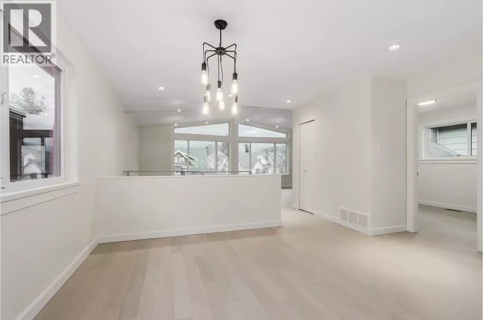 UPPER-2680 Trinity Street, Vancouver, BC, V5K 1E4 - 9