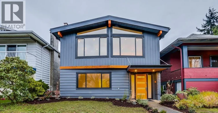 UPPER-2680 Trinity Street, Vancouver, BC, V5K 1E4