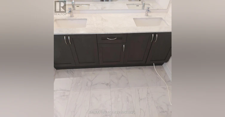 UPPER-92 Berkely Street, Wasaga Beach, ON, L9Z 0K5 - 19