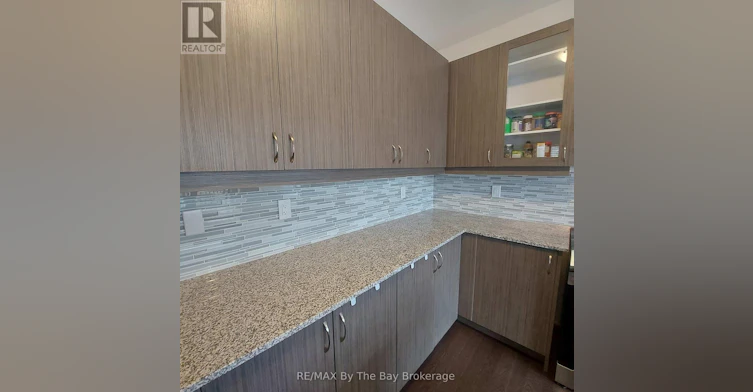 UPPER-92 Berkely Street, Wasaga Beach, ON, L9Z 0K5 - 22