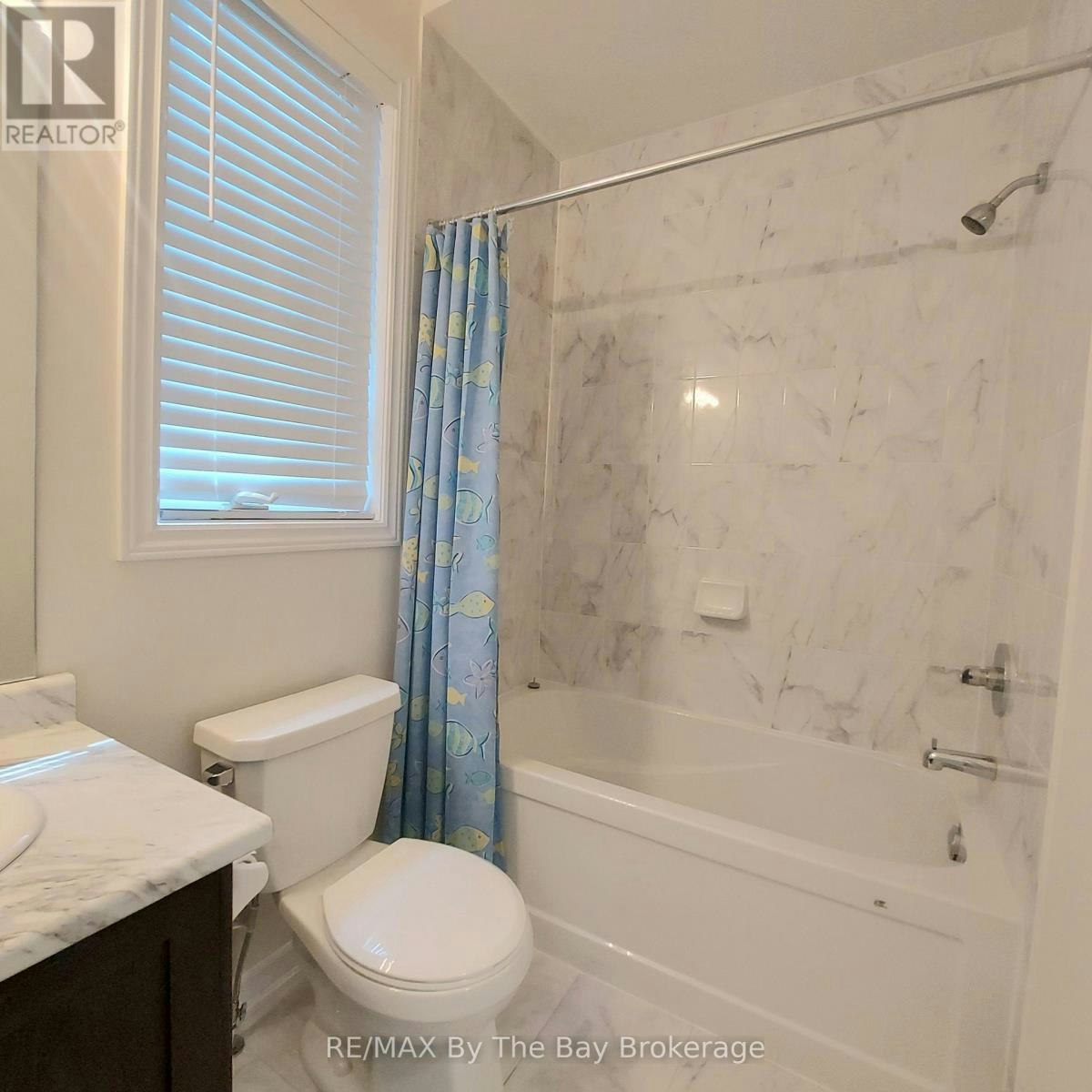 UPPER-92 Berkely Street, Wasaga Beach, ON, L9Z 0K5 - 7