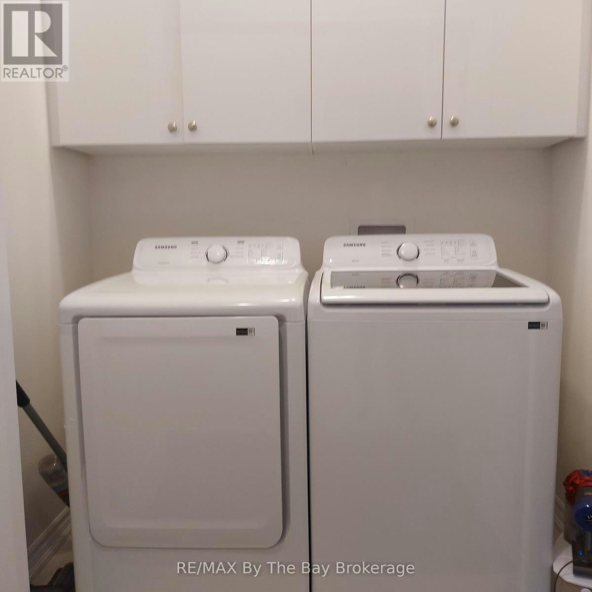 UPPER-92 Berkely Street, Wasaga Beach, ON, L9Z 0K5 - 12