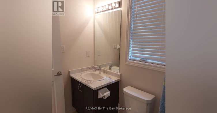UPPER-92 Berkely Street, Wasaga Beach, ON, L9Z 0K5 - 9