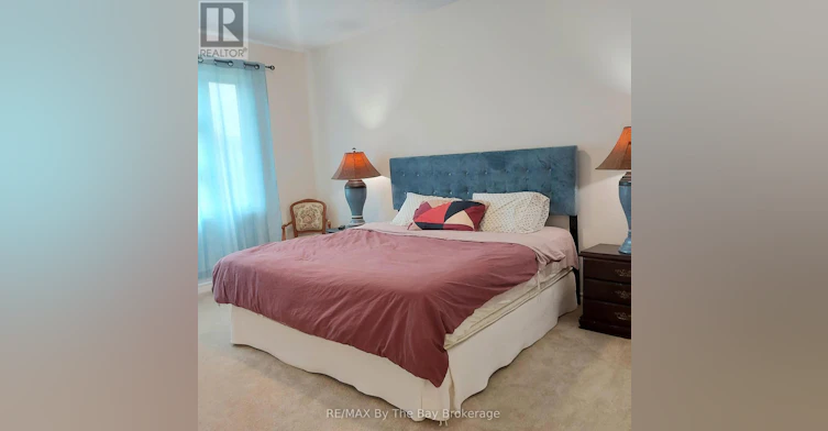UPPER-92 Berkely Street, Wasaga Beach, ON, L9Z 0K5 - 20