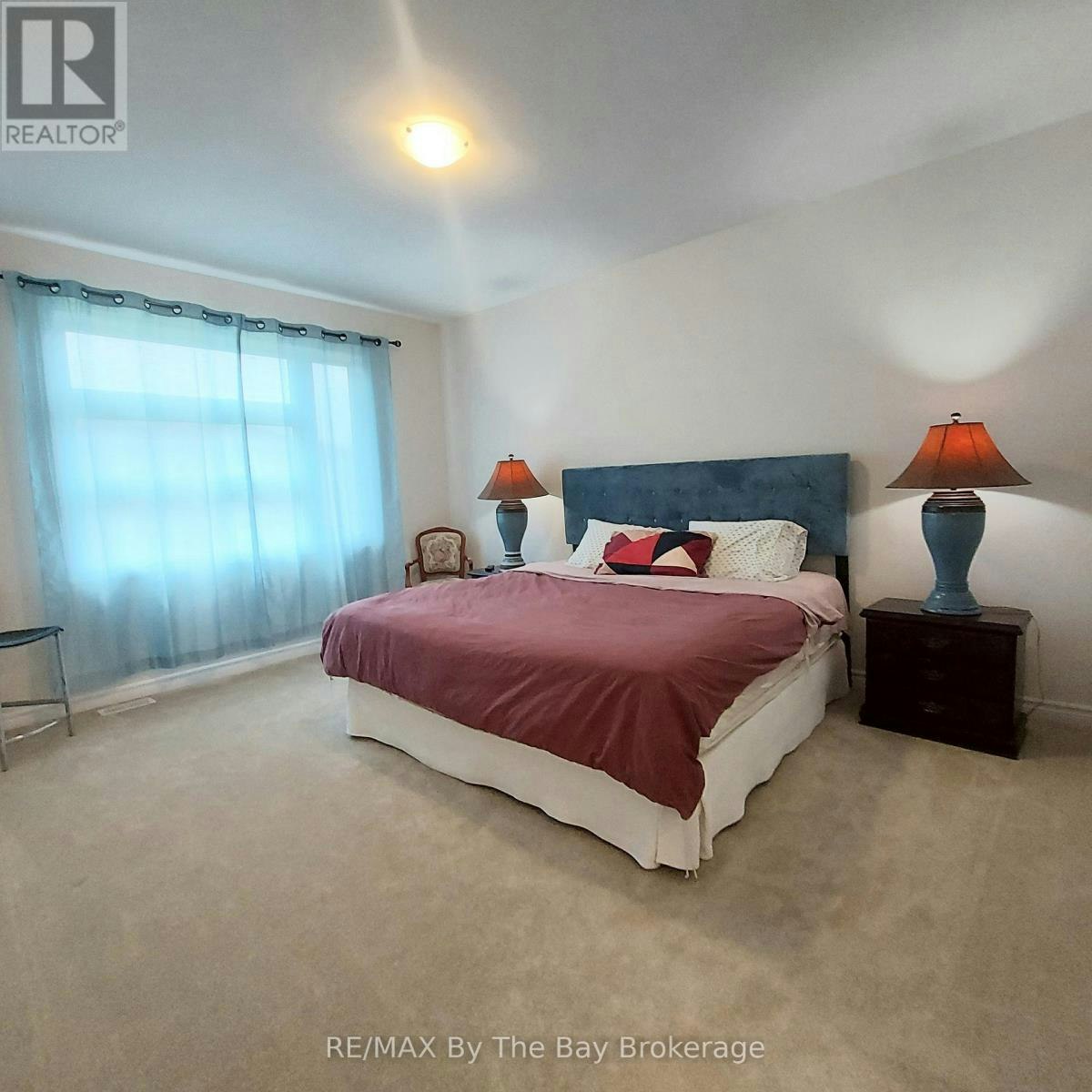 UPPER-92 Berkely Street, Wasaga Beach, ON, L9Z 0K5 - 21