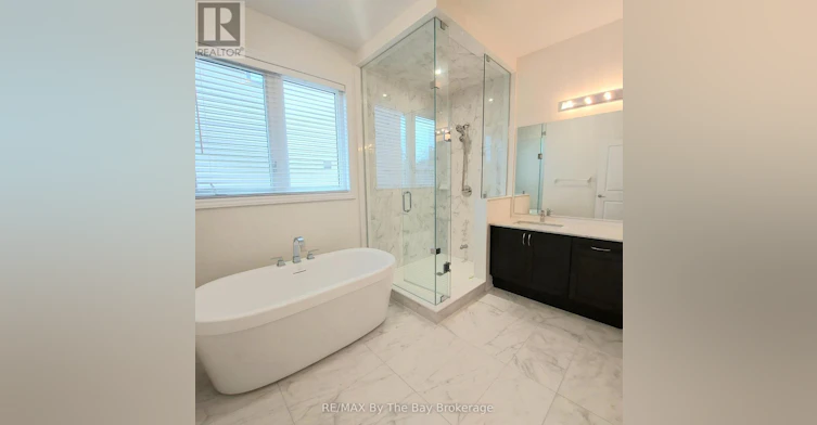 UPPER-92 Berkely Street, Wasaga Beach, ON, L9Z 0K5 - 17