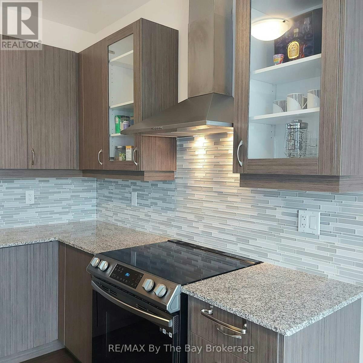 UPPER-92 Berkely Street, Wasaga Beach, ON, L9Z 0K5 - 23