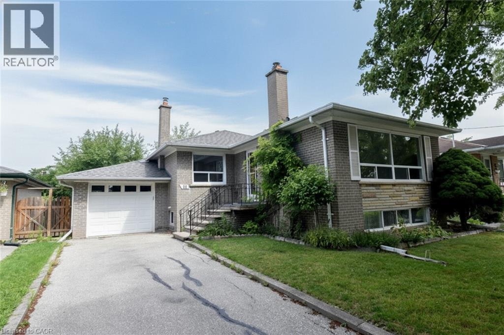 44 Beckwith Road, Toronto, ON, M9C 3Y1