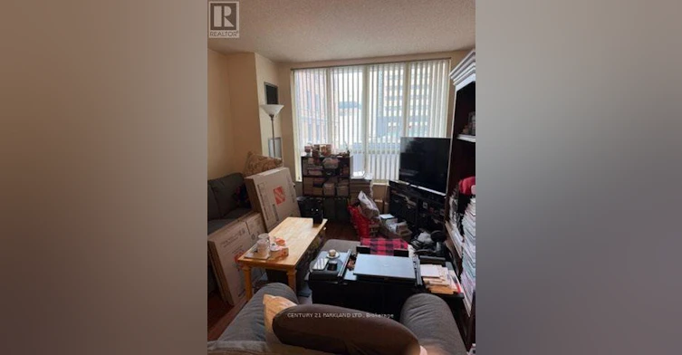 207-284 Bloor Street W, Toronto, ON, M5S 3B8 - 3