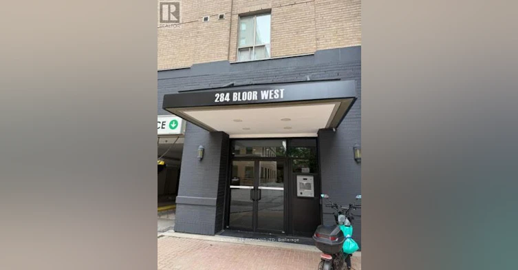 207-284 Bloor Street W, Toronto, ON, M5S 3B8