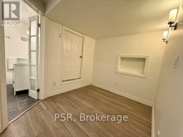 LOWER-12 Lynd Avenue, Toronto, ON, M6R 1T7 - 9